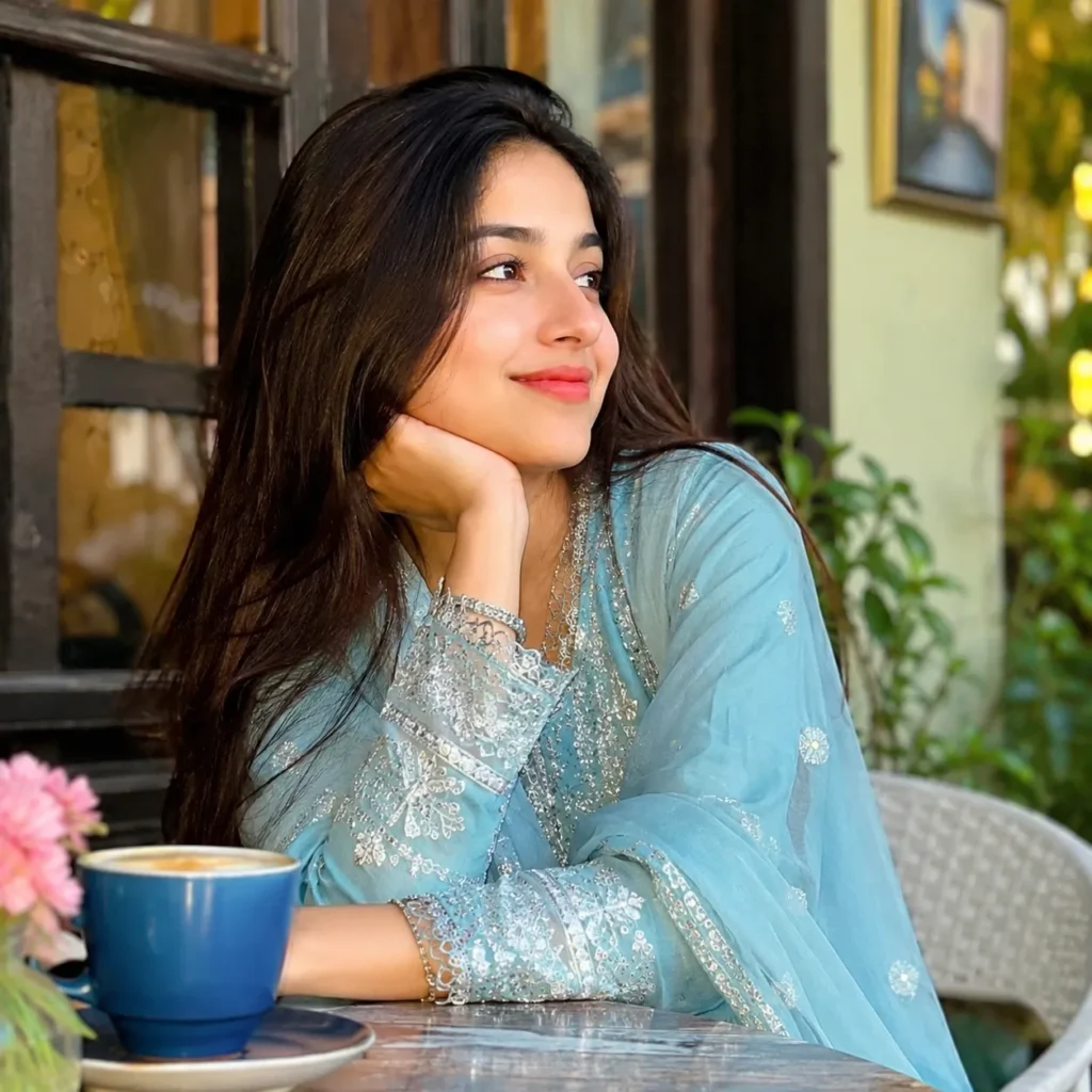 মেয়েদের পিক
